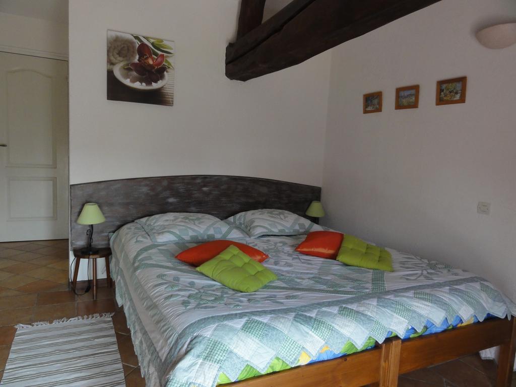 Les Chandelles Bed & Breakfast Villiers-le-Morhier Zimmer foto