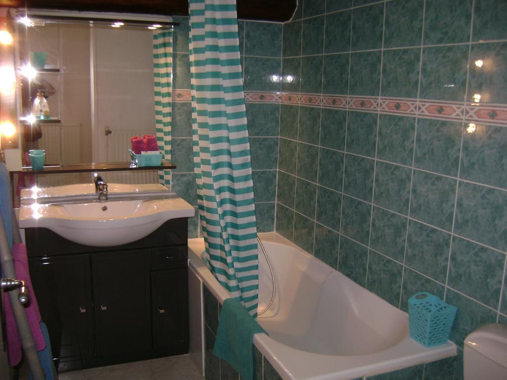 Les Chandelles Bed & Breakfast Villiers-le-Morhier Zimmer foto